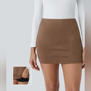 NWT Halara suede mini skirt size small